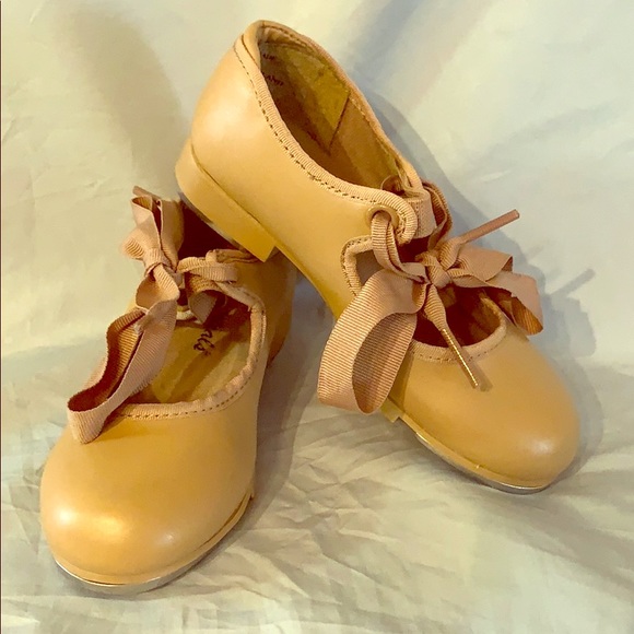 tap shoes for toddler. Size 9 m. - Picture 1 of 3